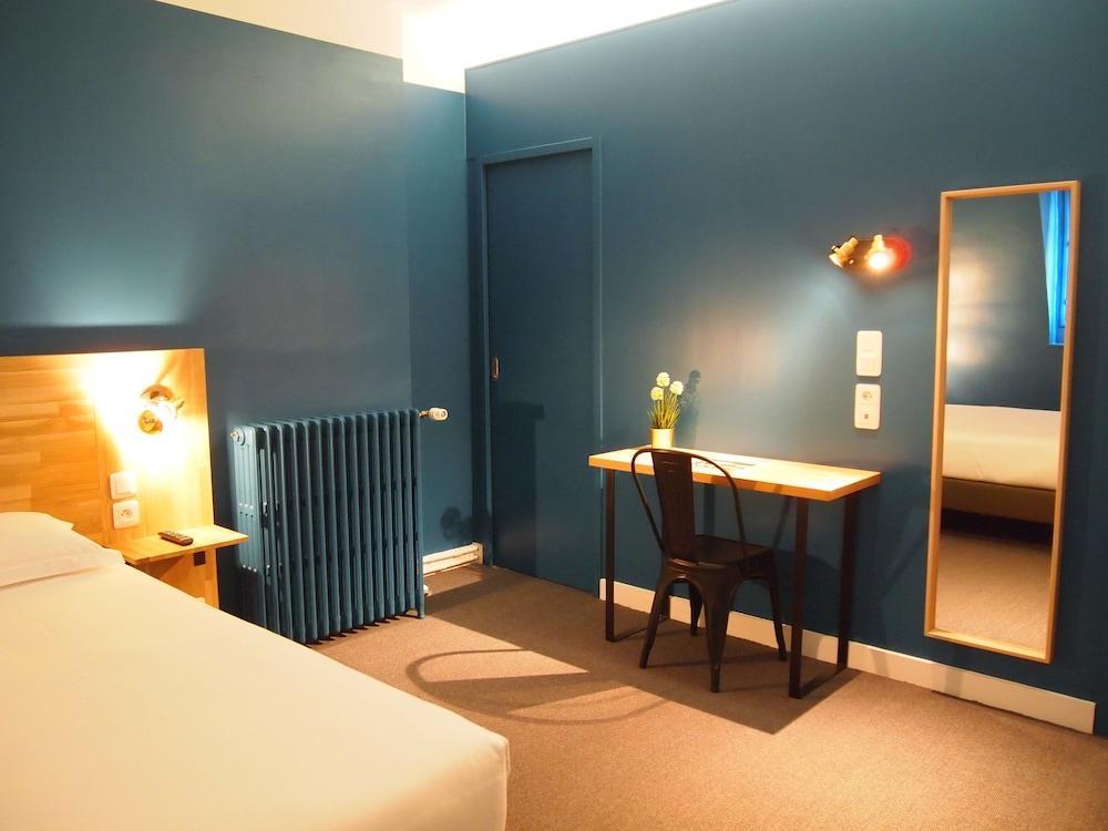 Hotel Colbert ตูร์ ภายนอก รูปภาพ