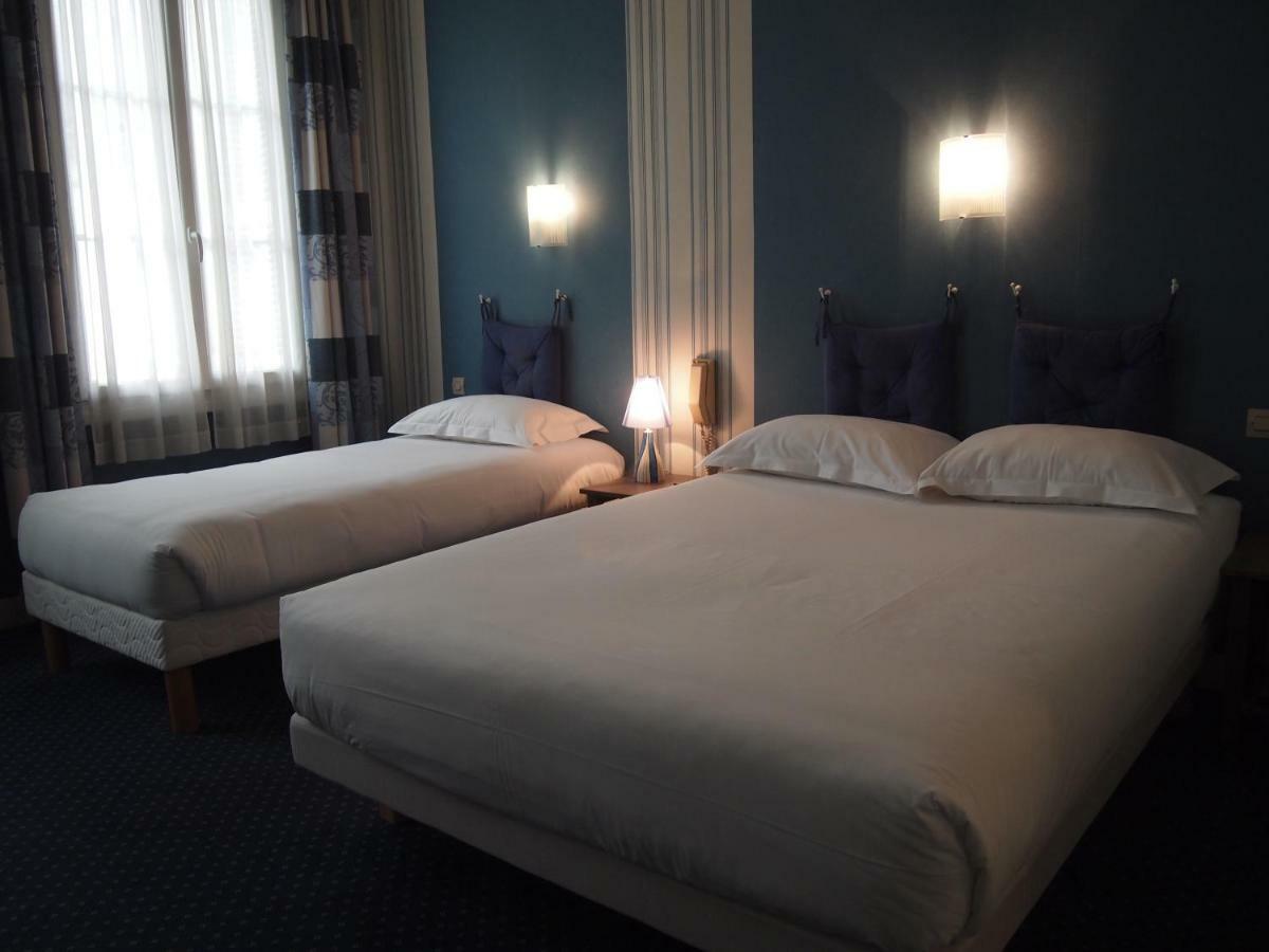 Hotel Colbert ตูร์ ภายนอก รูปภาพ