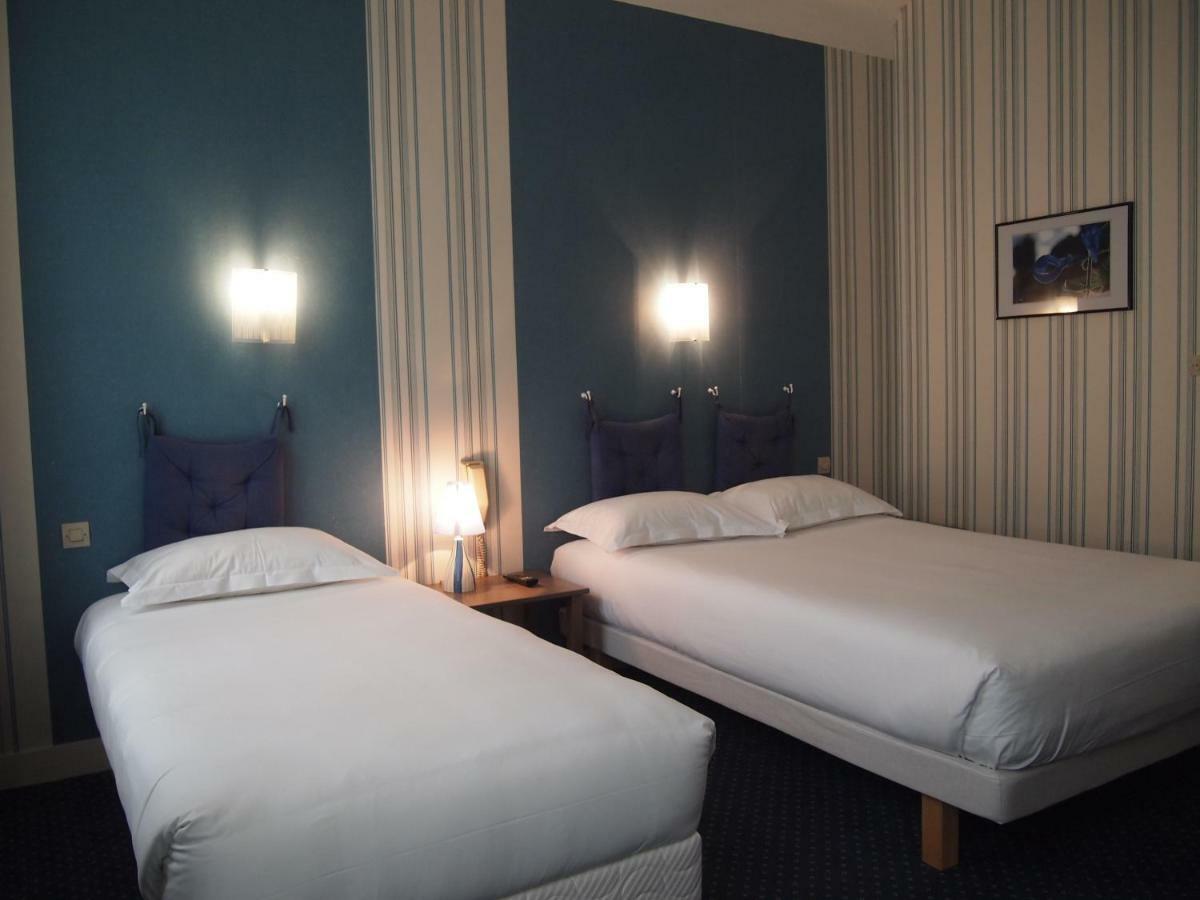 Hotel Colbert ตูร์ ภายนอก รูปภาพ