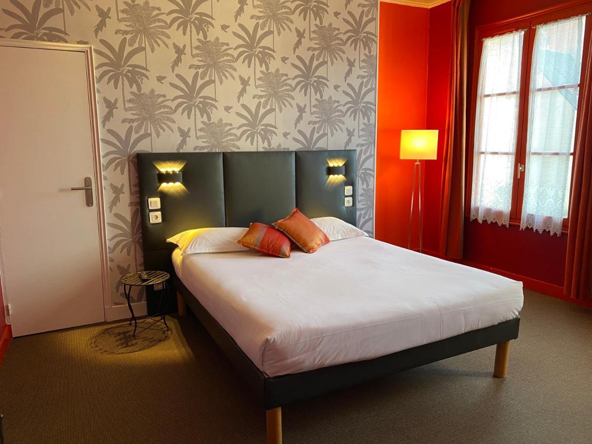 Hotel Colbert ตูร์ ภายนอก รูปภาพ